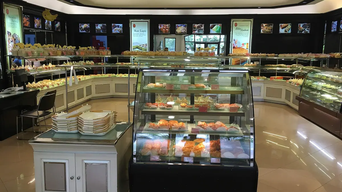 Cherans Bakery – bakery in Sittingbourne town centre